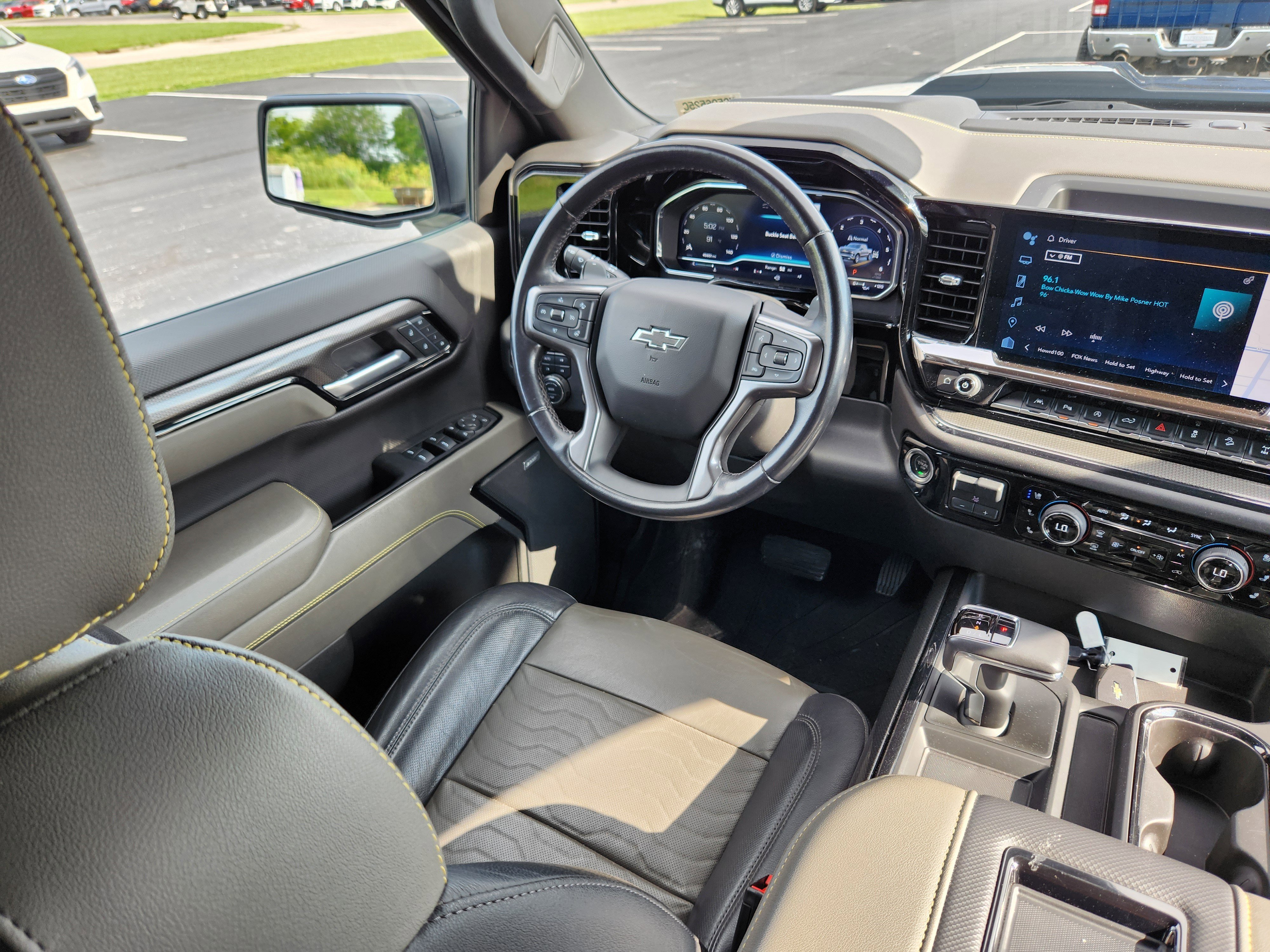 Used 2022 Chevrolet Silverado 1500 ZR2 w/ Technology Package image 14