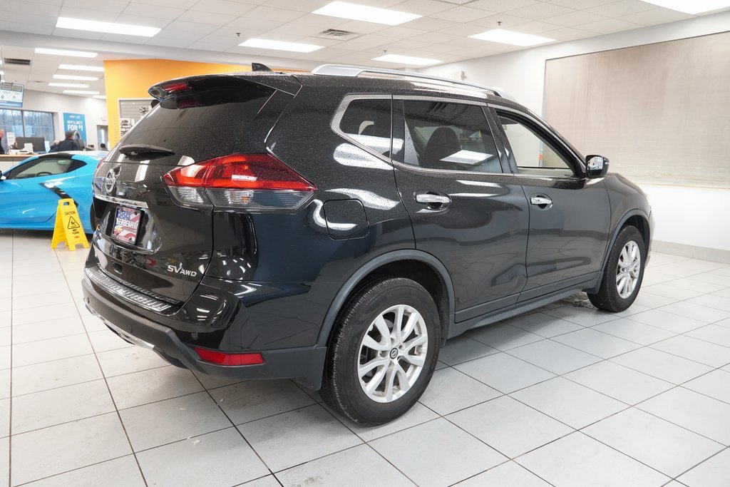 Used 2020 Nissan Rogue SV image 14