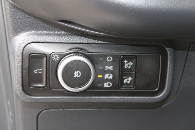 Used 2025 Ford Explorer ST-Line w/ Premium Package AWD/4WD image 12