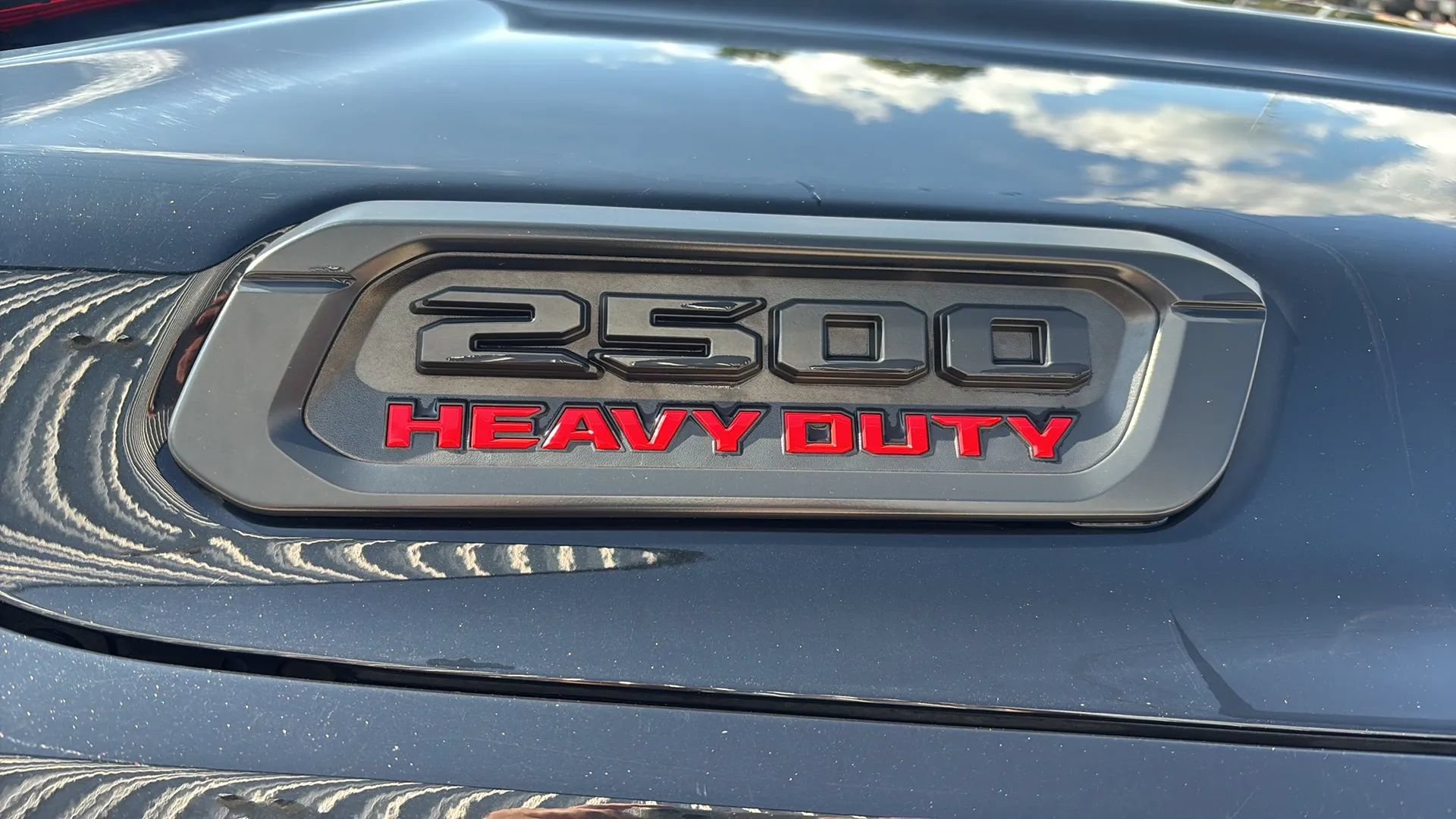 Used 2019 RAM 2500 Laramie AWD/4WD image 11