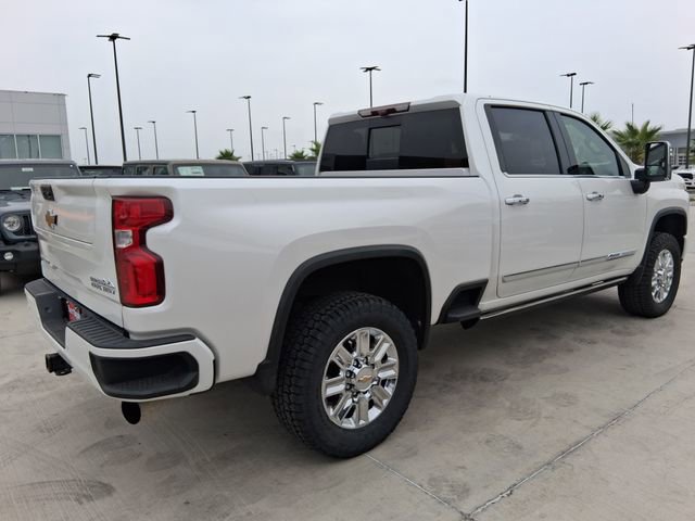 Used 2024 Chevrolet Silverado 2500 High Country w/ Technology Package AWD/4WD image 7