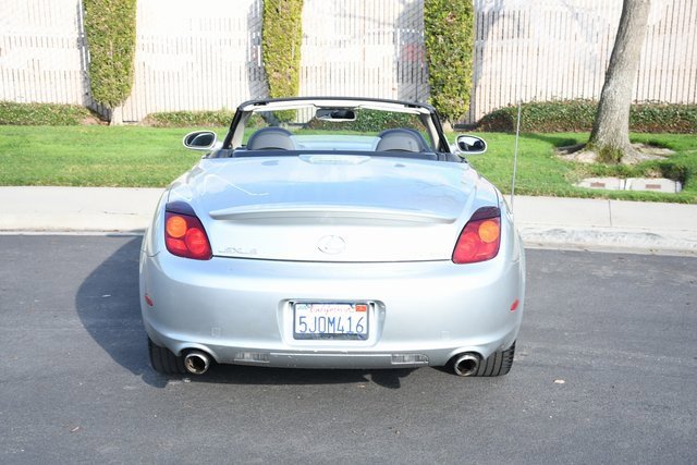 Used 2004 Lexus SC 430 Convertible image 8