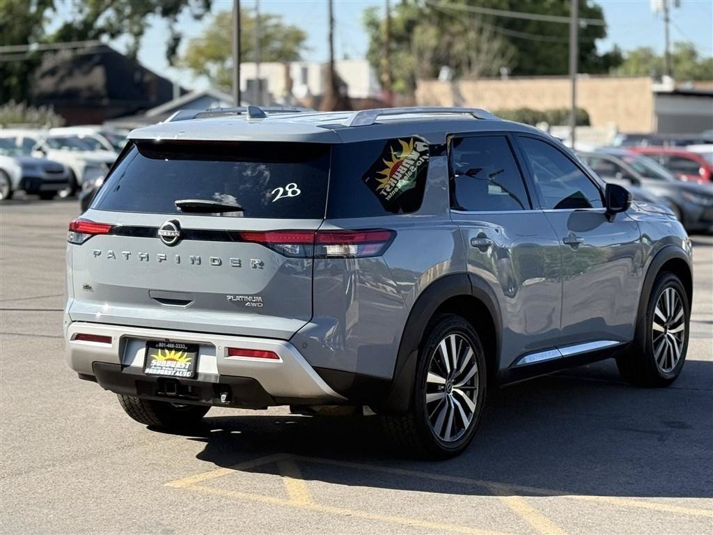 Used 2022 Nissan Pathfinder Platinum w/ Cargo Package AWD/4WD image 7