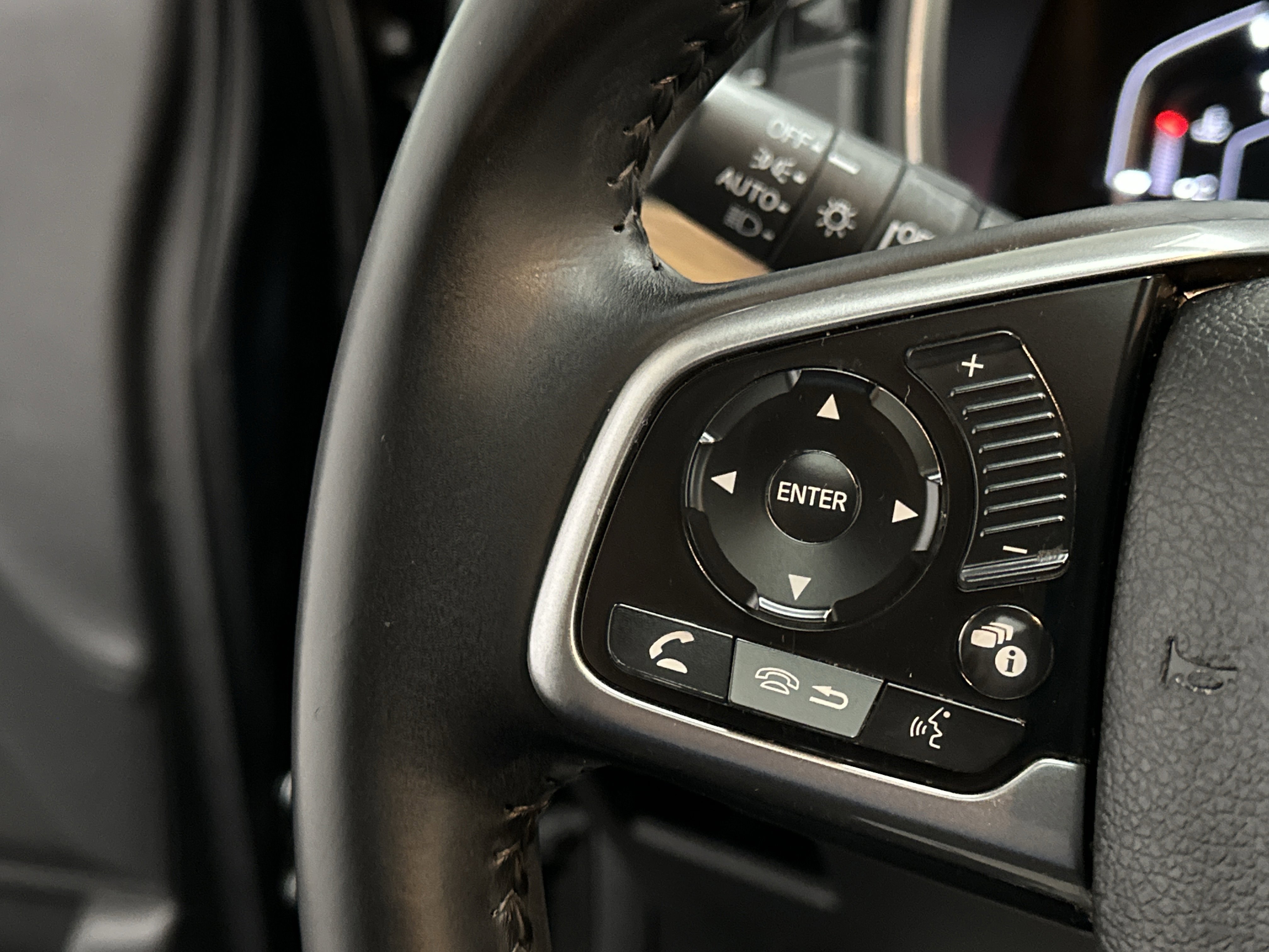 Used 2018 Honda CR-V EX-L image 29