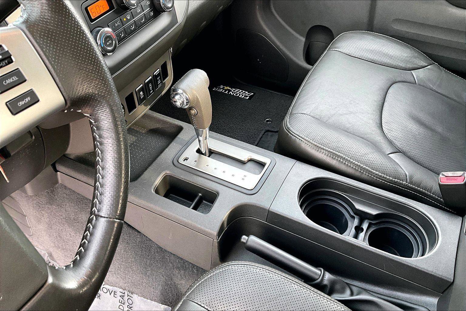 Used 2019 Nissan Frontier PRO-4X image 15