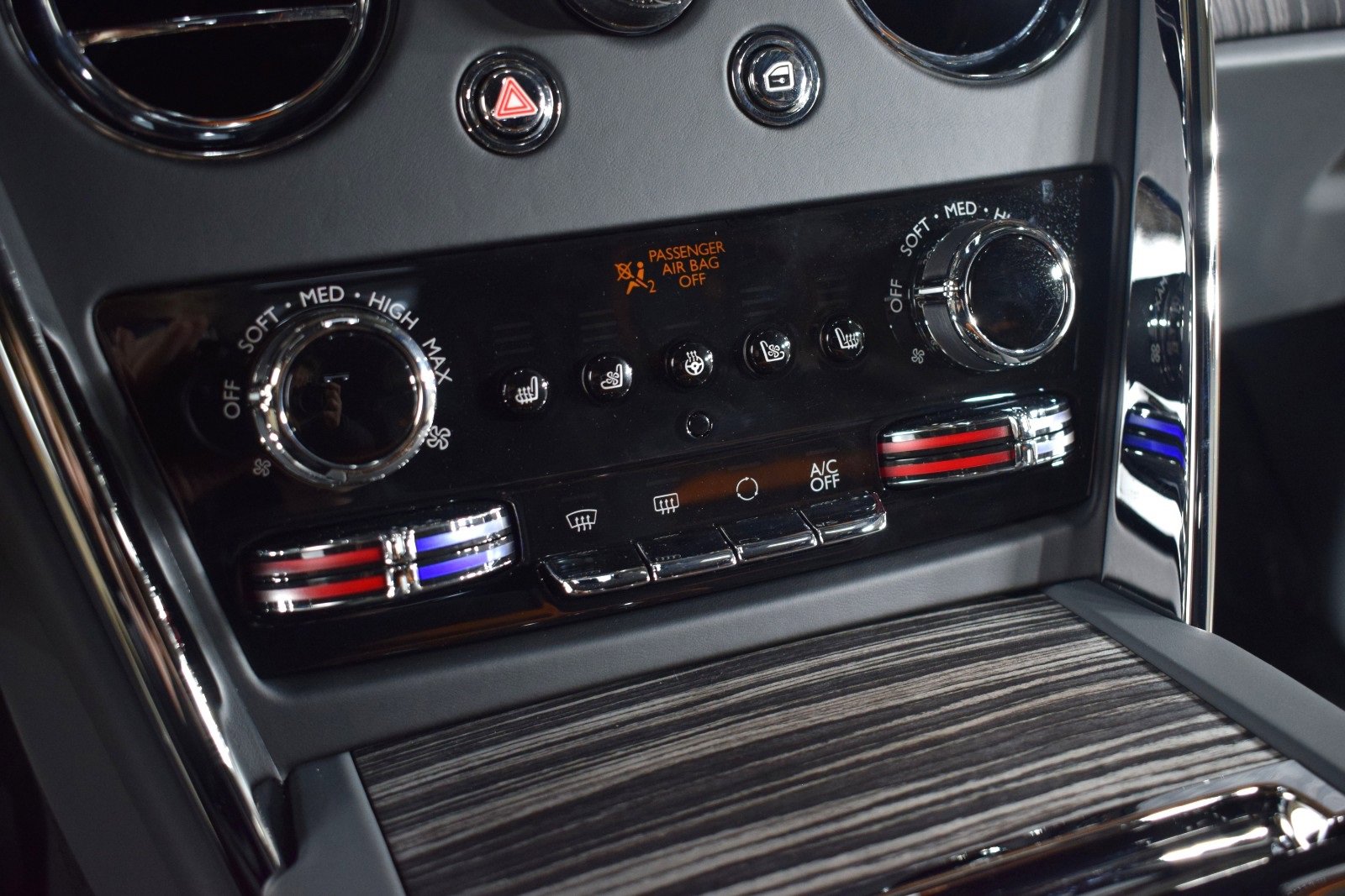 New 2026 Rolls-Royce Cullinan image 36