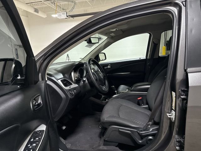 Used 2018 Dodge Journey SE FWD image 19