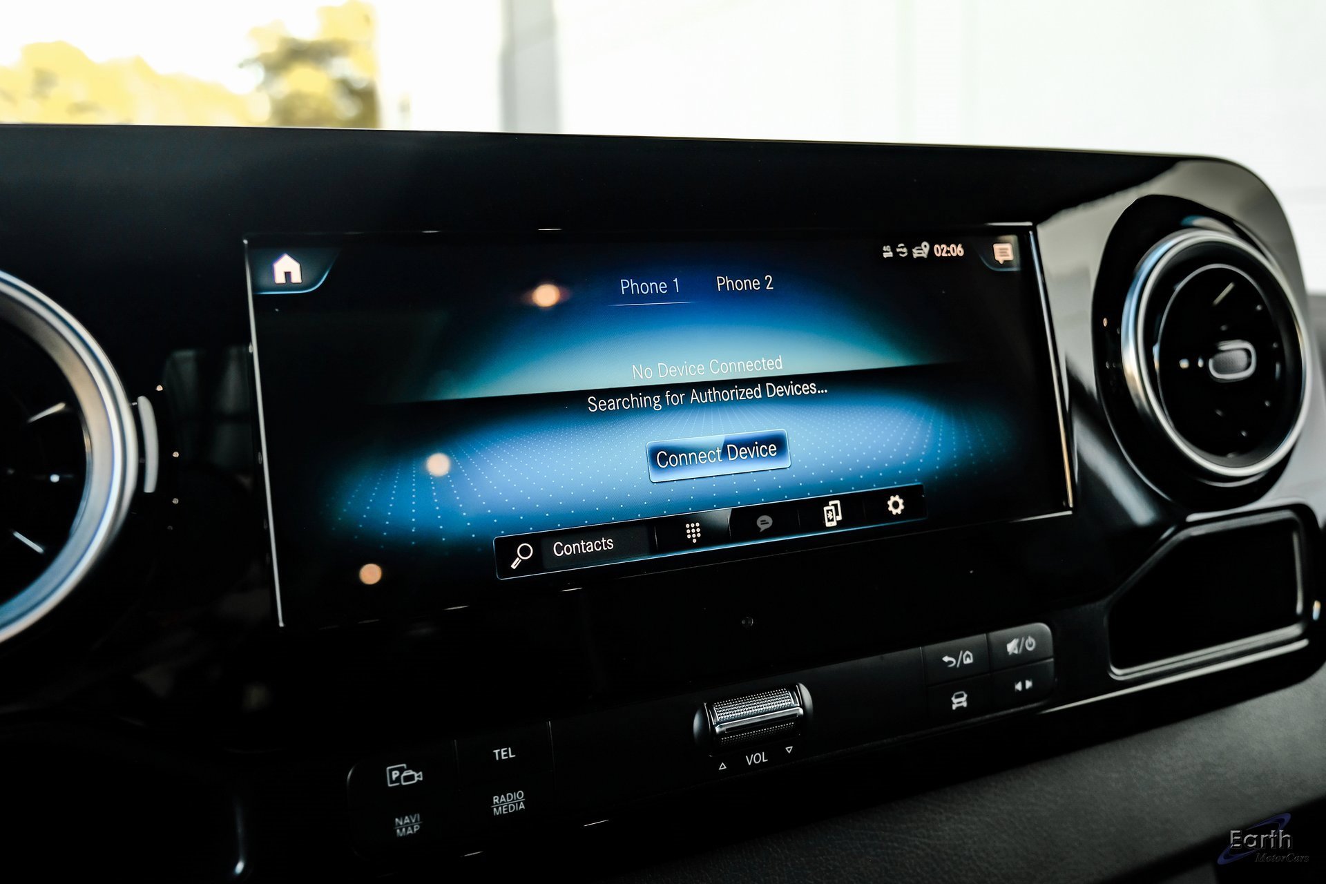 Used 2023 Mercedes-Benz Sprinter 3500 w/ Parking Package image 64