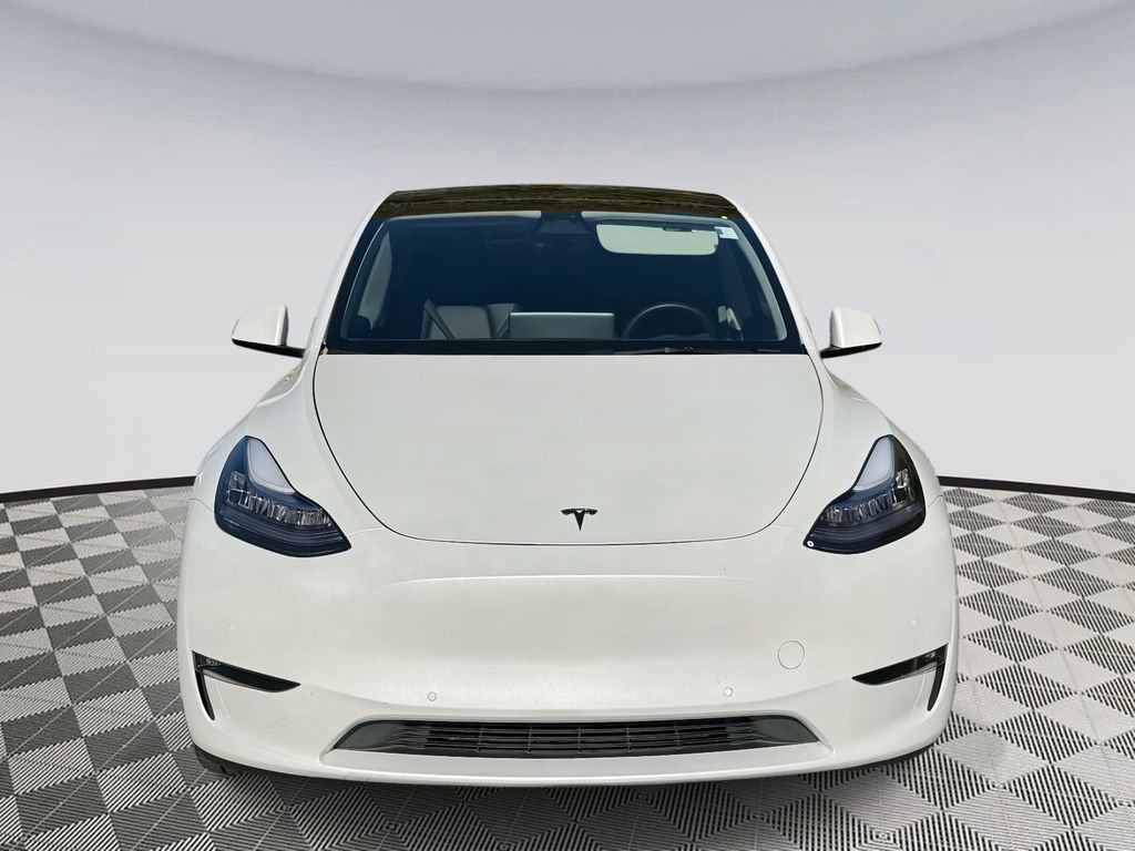Used 2022 Tesla Model Y Long Range image 6