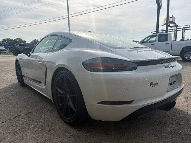 Used 2021 Porsche 718 Cayman RWD image 12