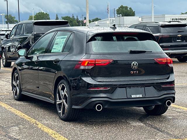 New 2025 Volkswagen GTI SE image 4