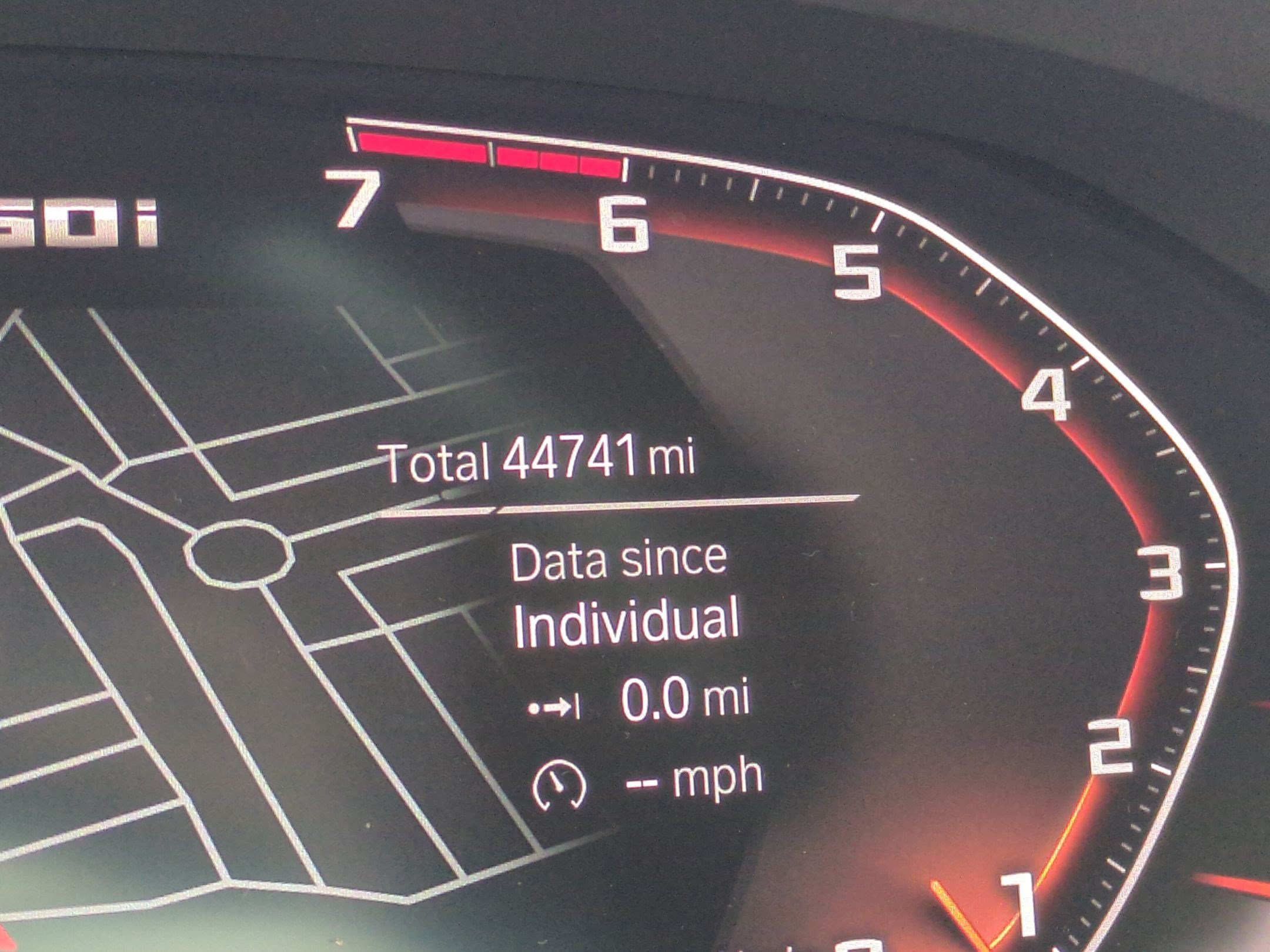 Used 2021 BMW M850i xDrive Coupe w/ Driving Assistance Package AWD/4WD image 22