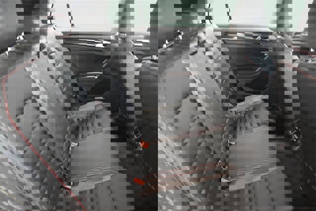 Used 2015 Volkswagen Golf 4-Door image 12