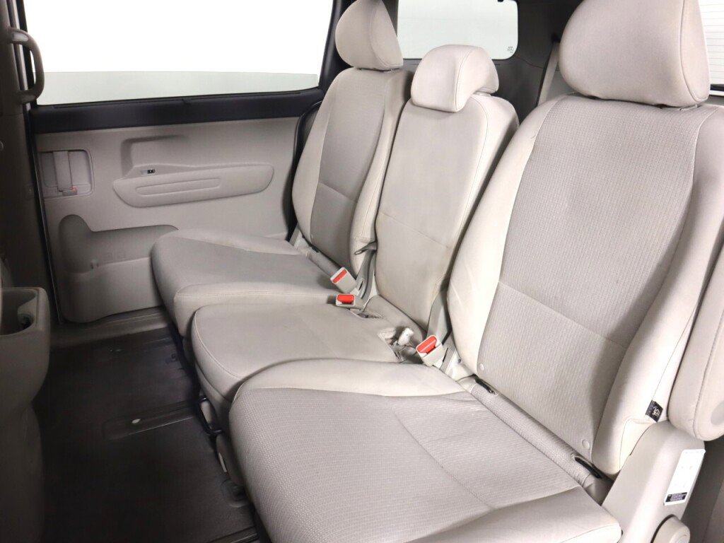 Used 2016 Kia Sedona LX w/ LX Convenience Package image 29