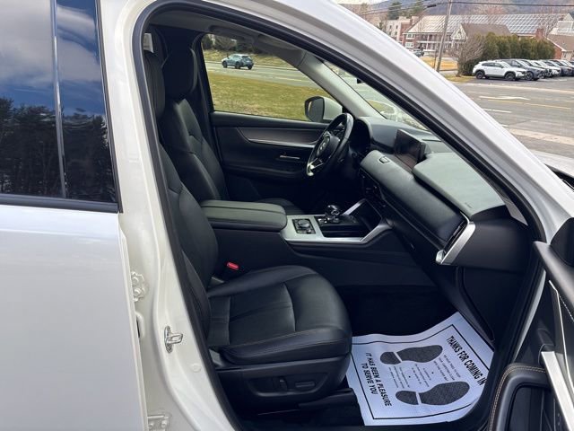 Used 2024 MAZDA CX-90 3.3 Turbo w/ Preferred Plus image 17