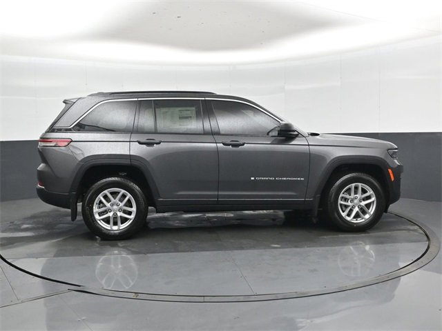 New 2025 Jeep Grand Cherokee Laredo X w/ Luxury Tech Group I image 2