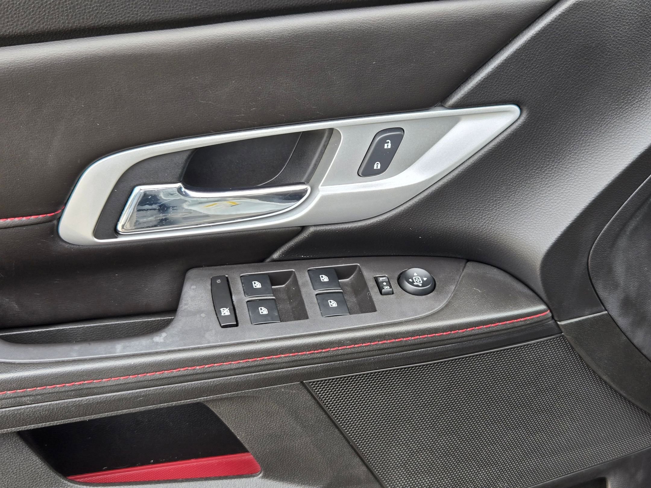 Used 2014 GMC Terrain SLE FWD image 12