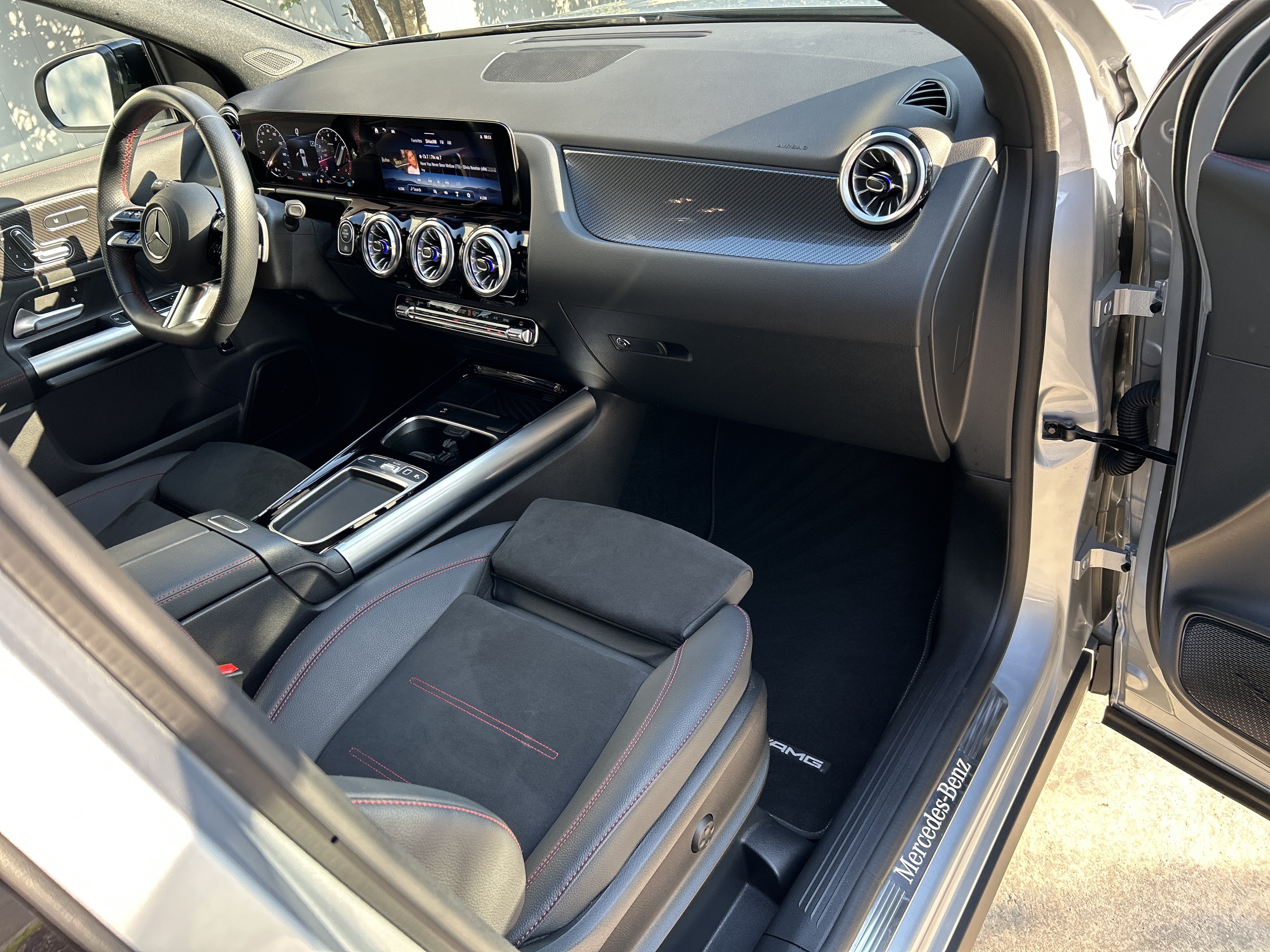 Certified 2025 Mercedes-Benz GLA 250 image 47