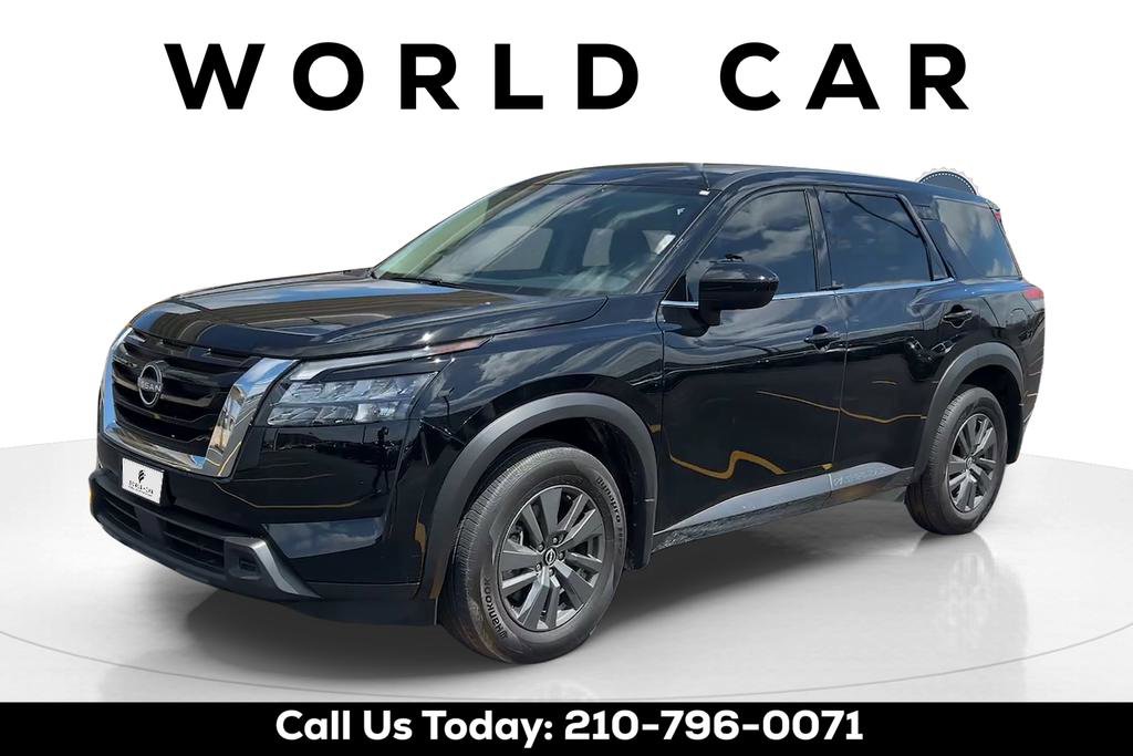 Used 2025 Nissan Pathfinder S AWD/4WD image 7
