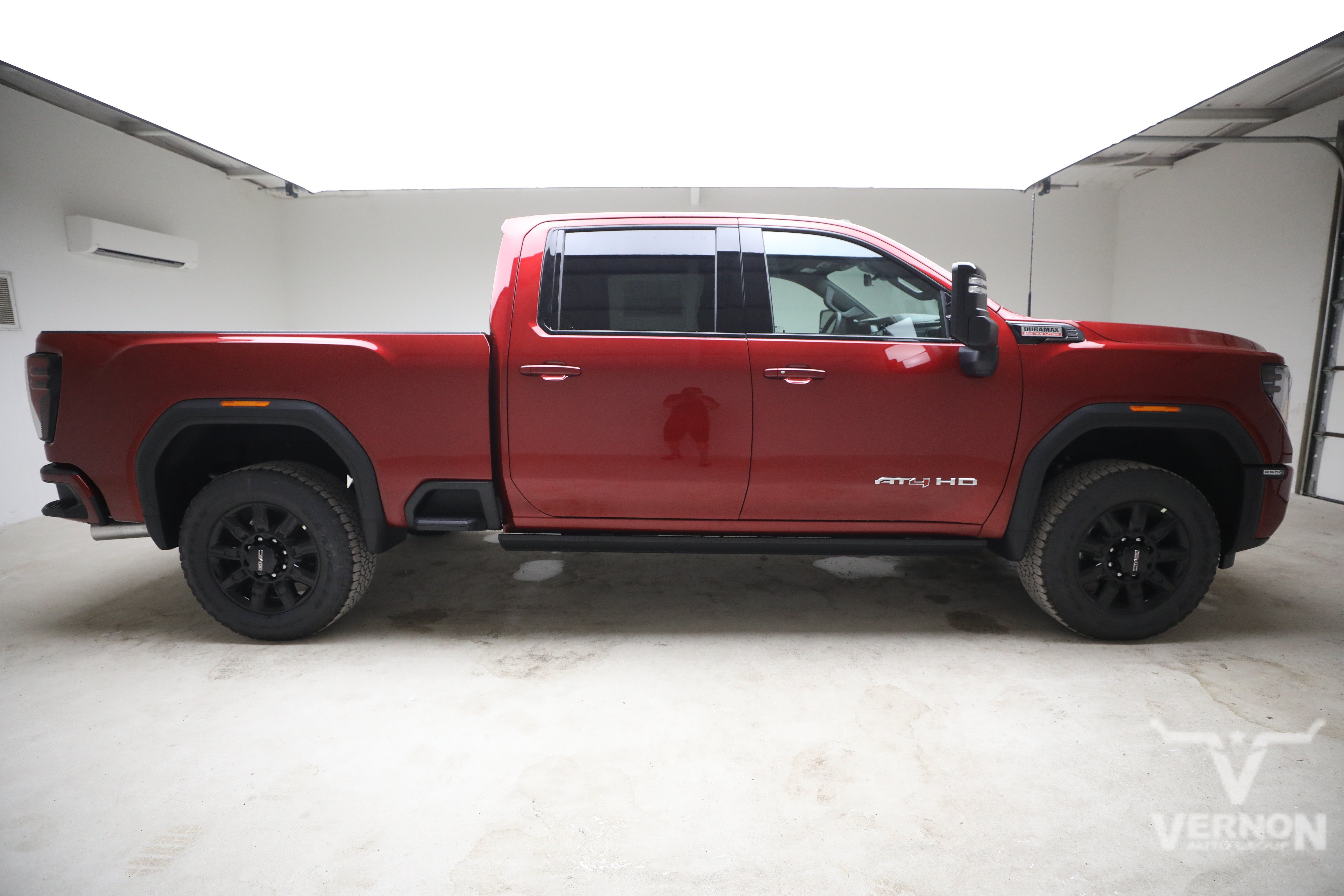 New 2026 GMC Sierra 2500 AT4 w/ AT4 Premium Plus Package AWD/4WD image 6