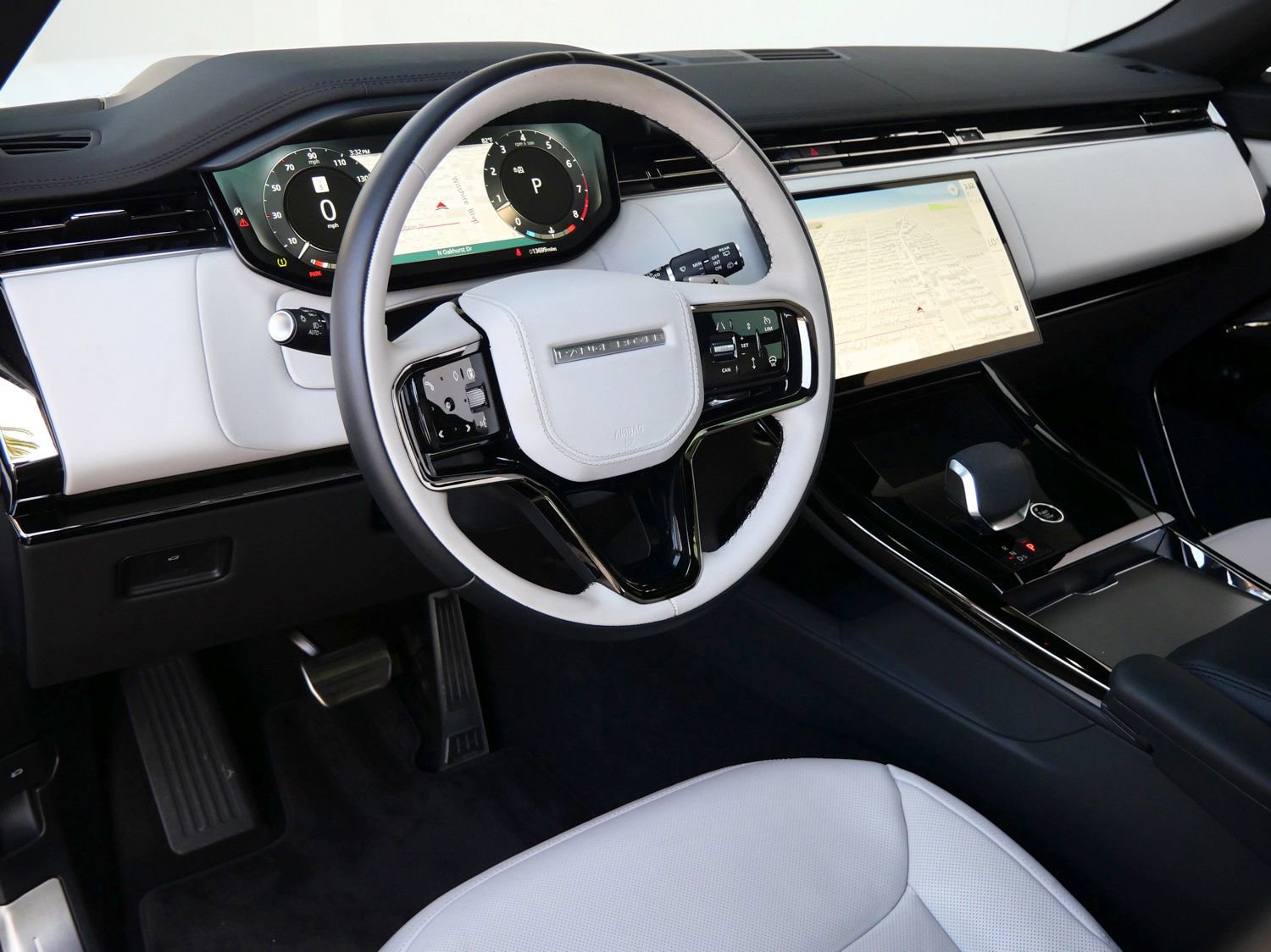 Used 2025 Land Rover Range Rover Sport Dynamic SE image 10