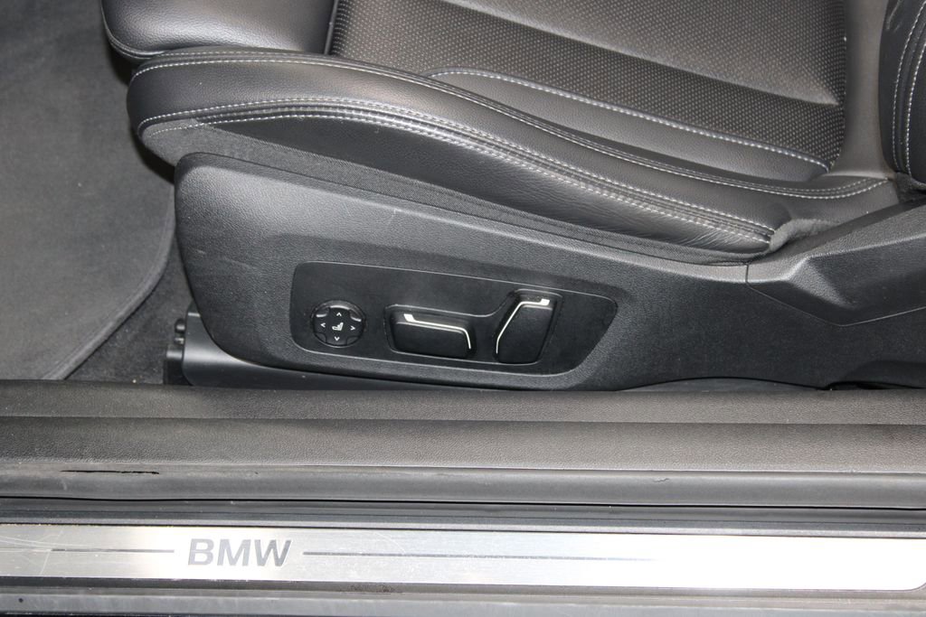 Used 2024 BMW 430i Convertible RWD image 18