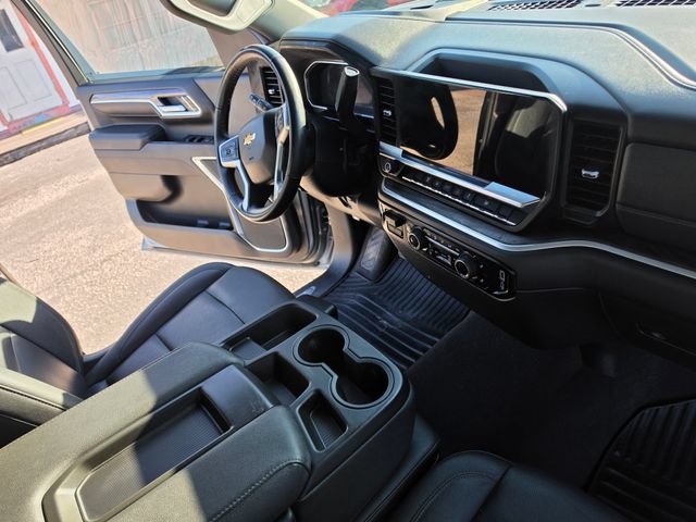 Used 2026 Chevrolet Silverado 2500 LTZ AWD/4WD image 24