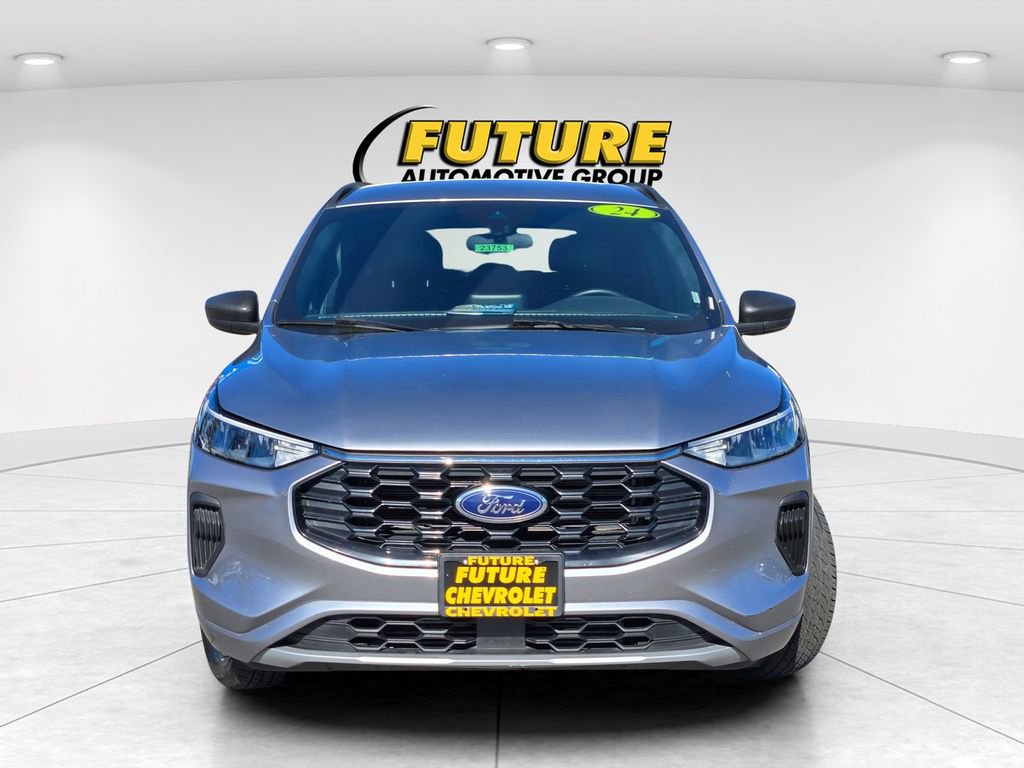 Used 2024 Ford Escape ST-Line image 2