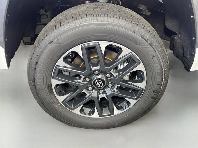 New 2026 Toyota Tundra Limited AWD/4WD image 10