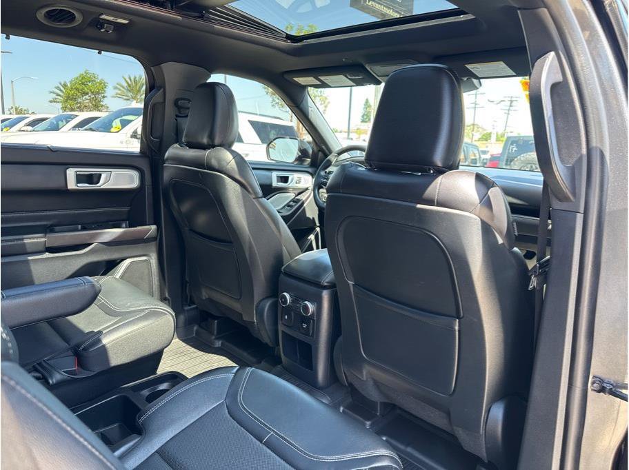 Used 2020 Ford Explorer ST w/ Premium Technology Package AWD/4WD image 27