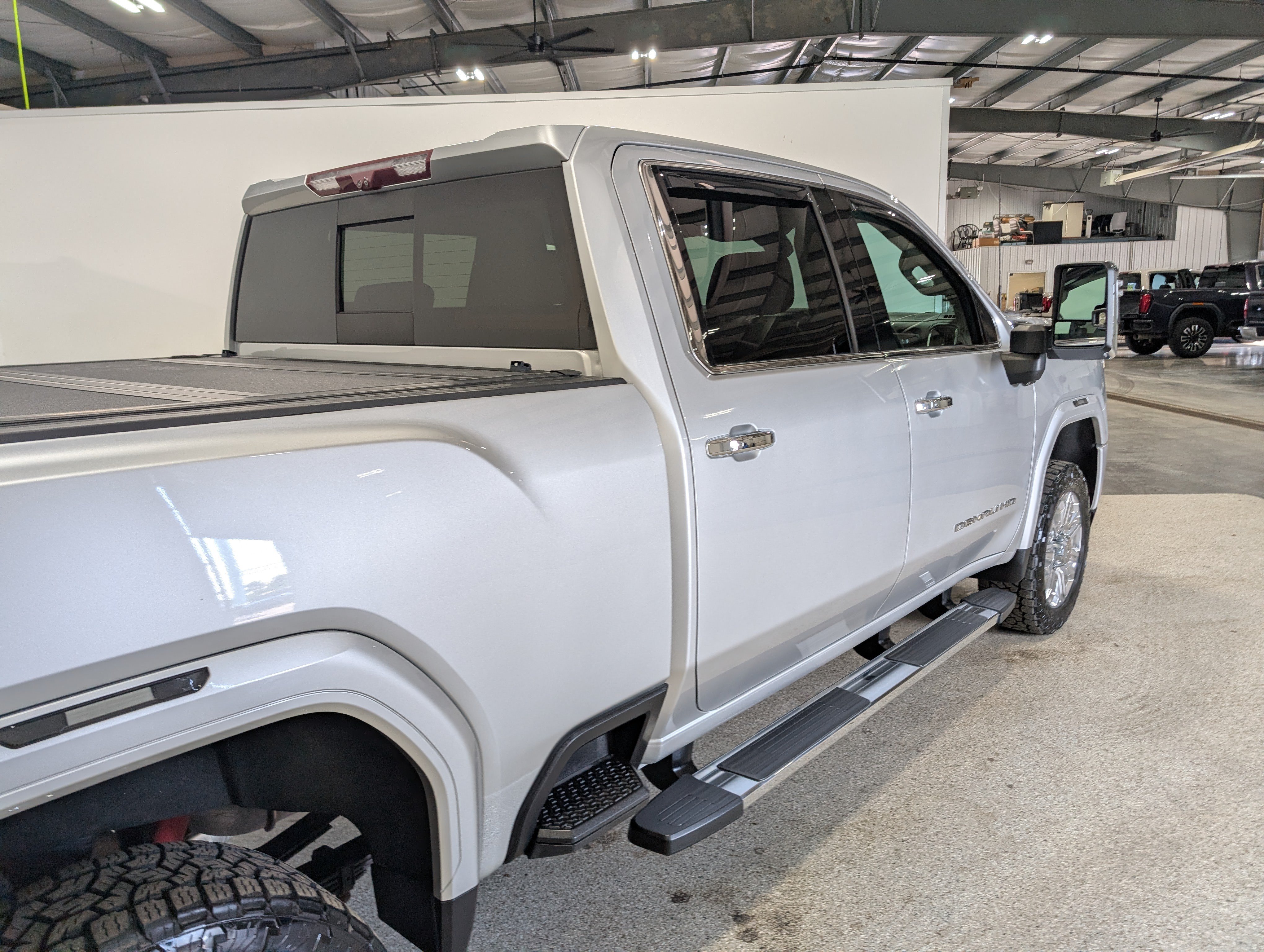 Used 2020 GMC Sierra 3500 Denali w/ Denali Ultimate Package AWD/4WD image 3