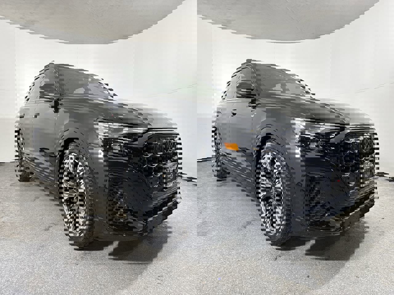 Used 2025 Audi Q8 Premium Plus w/ Premium Plus Package image 28