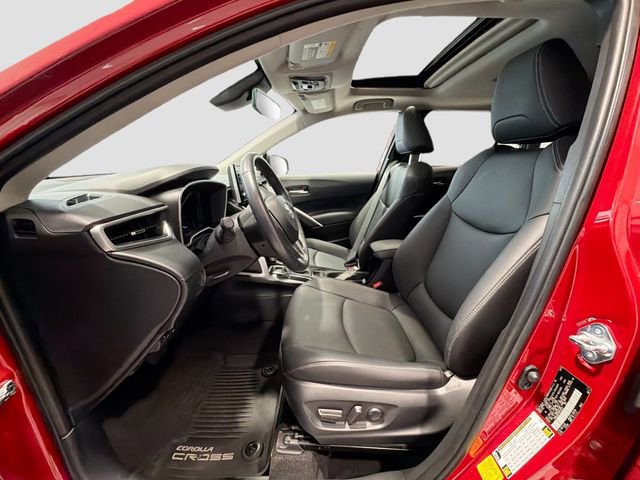 Certified 2022 Toyota Corolla Cross XLE w/ Convenience Package image 17