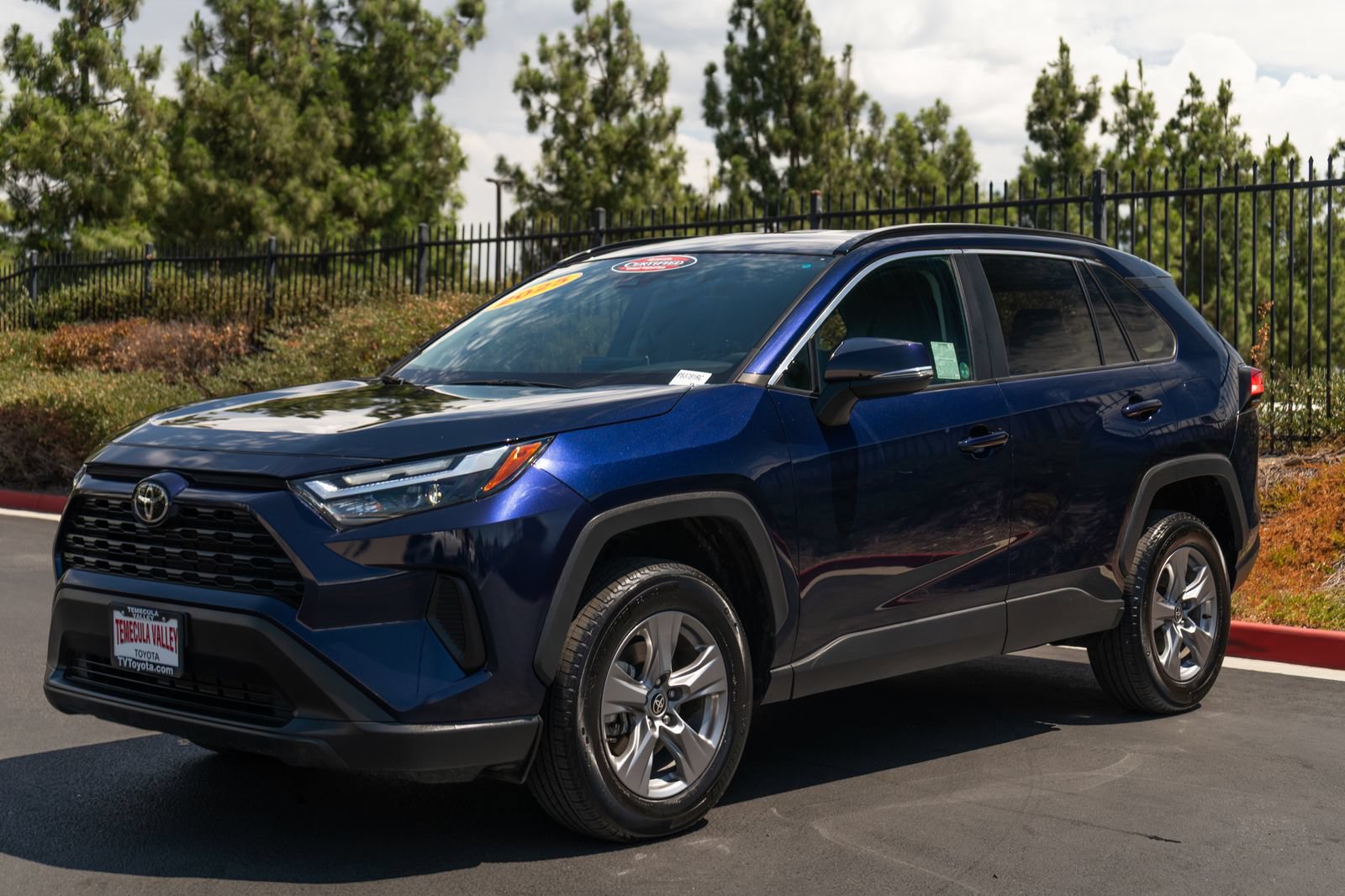Certified 2025 Toyota RAV4 XLE FWD image 5