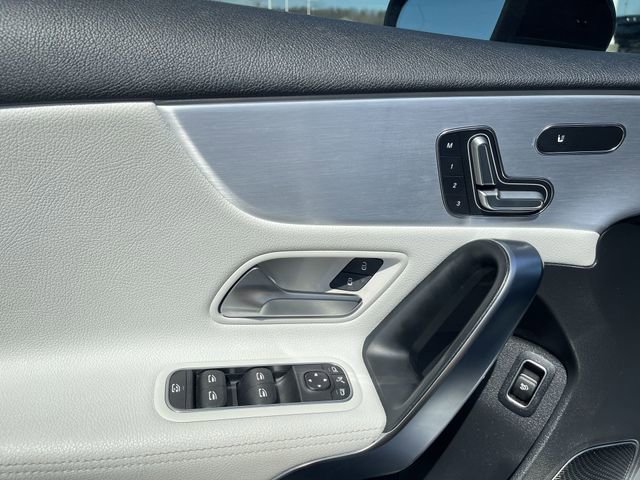 Used 2021 Mercedes-Benz A 220 4MATIC image 24