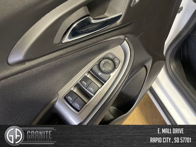 Used 2024 Chevrolet Malibu LS w/ Driver Confidence Package FWD image 11