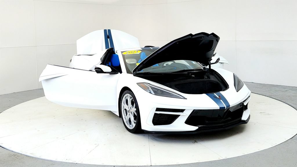 Used 2023 Chevrolet Corvette Stingray Premium Conv w/ 3LT RWD image 9