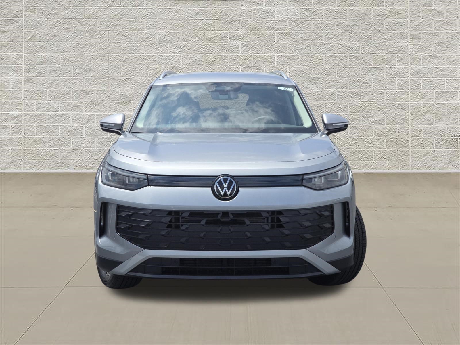 New 2026 Volkswagen Tiguan S AWD/4WD image 2
