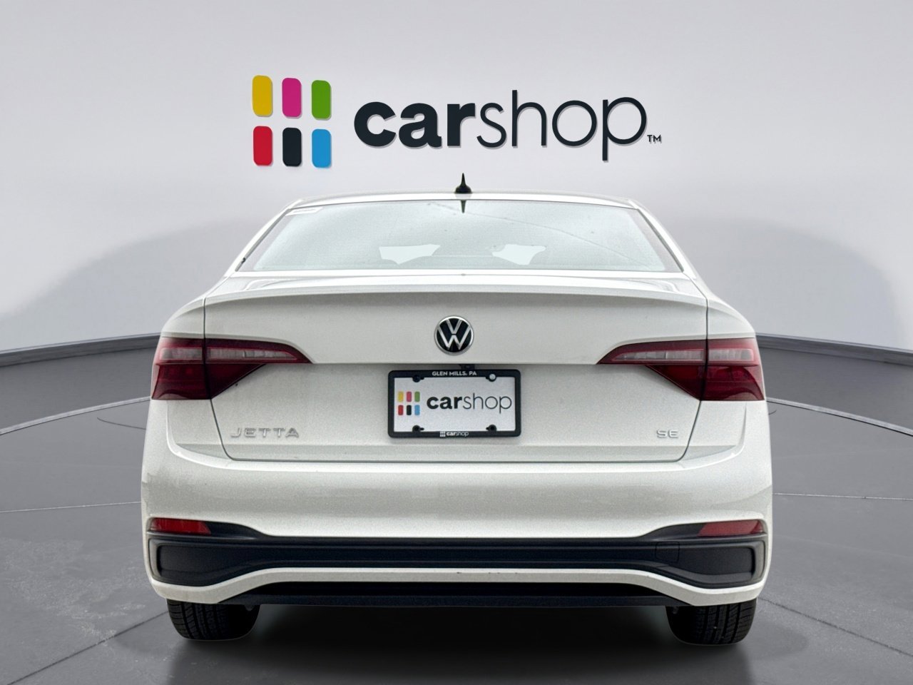 Used 2023 Volkswagen Jetta SE w/ Panoramic Sunroof Package image 4