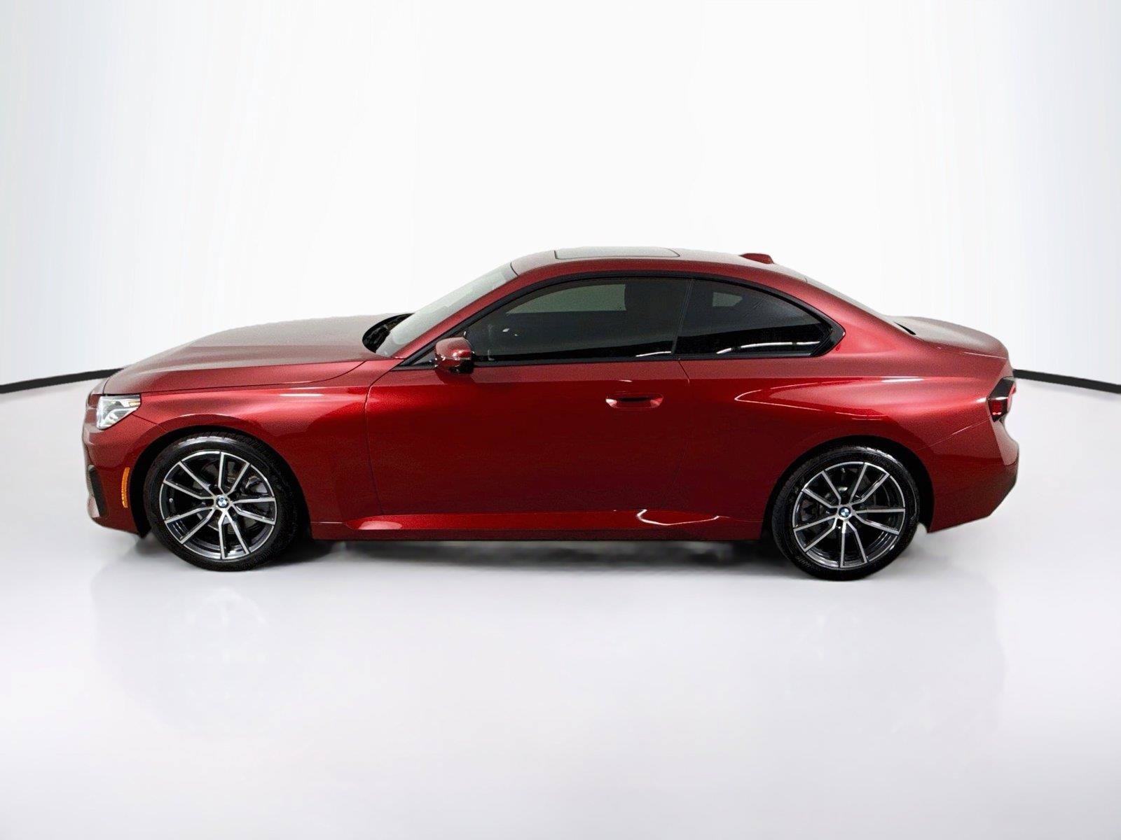 Used 2025 BMW 230i Coupe RWD image 2