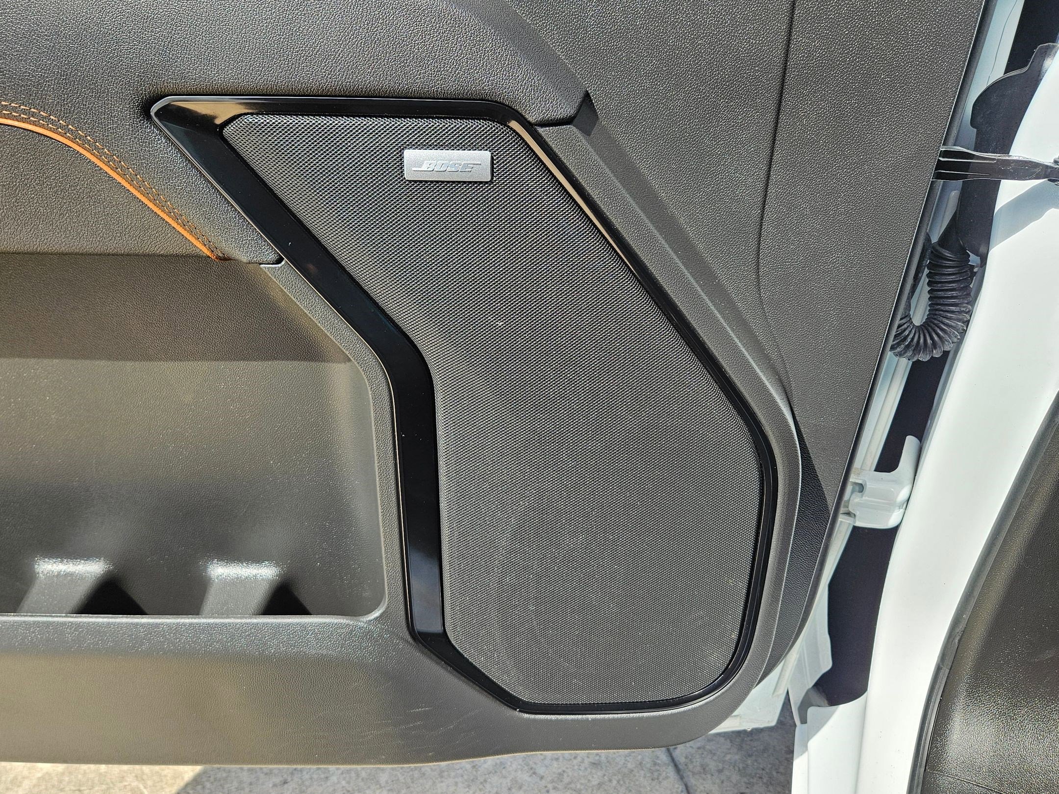 Used 2025 GMC Sierra 2500 AT4 image 14