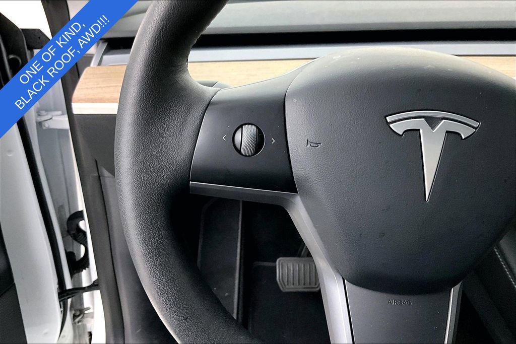 Used 2021 Tesla Model Y Long Range AWD/4WD image 23
