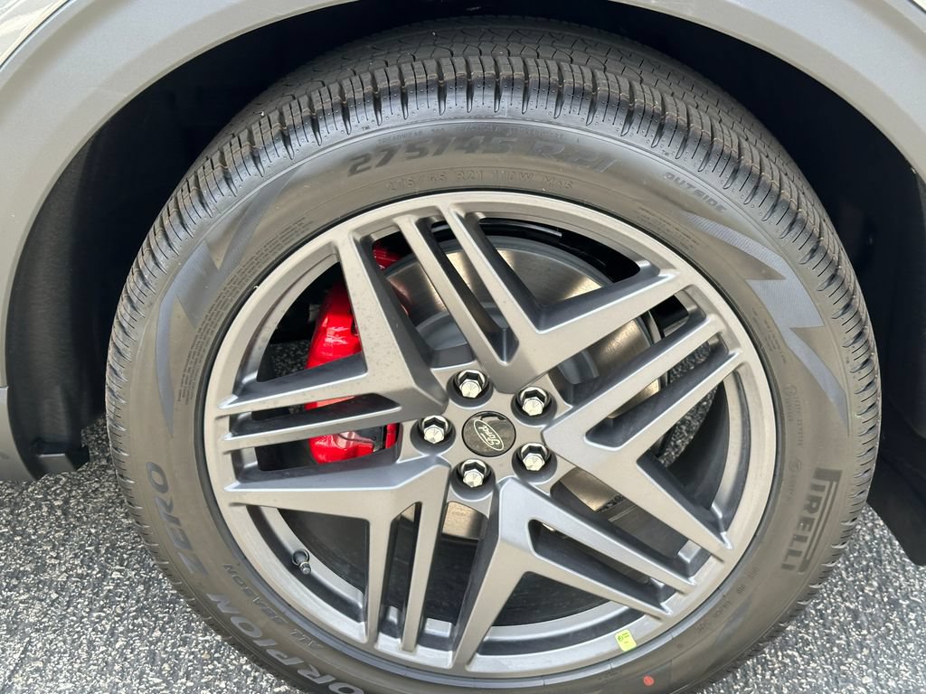 New 2026 Ford Explorer ST-Line w/ ST-Line Street Pack RWD image 15