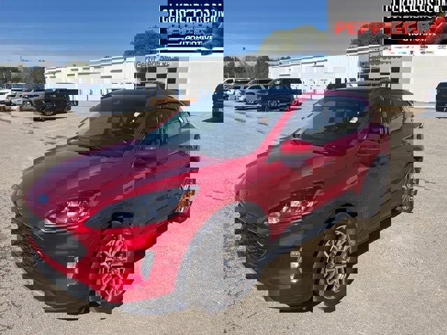 Used 2022 Ford Escape SEL w/ Technology Package image 1