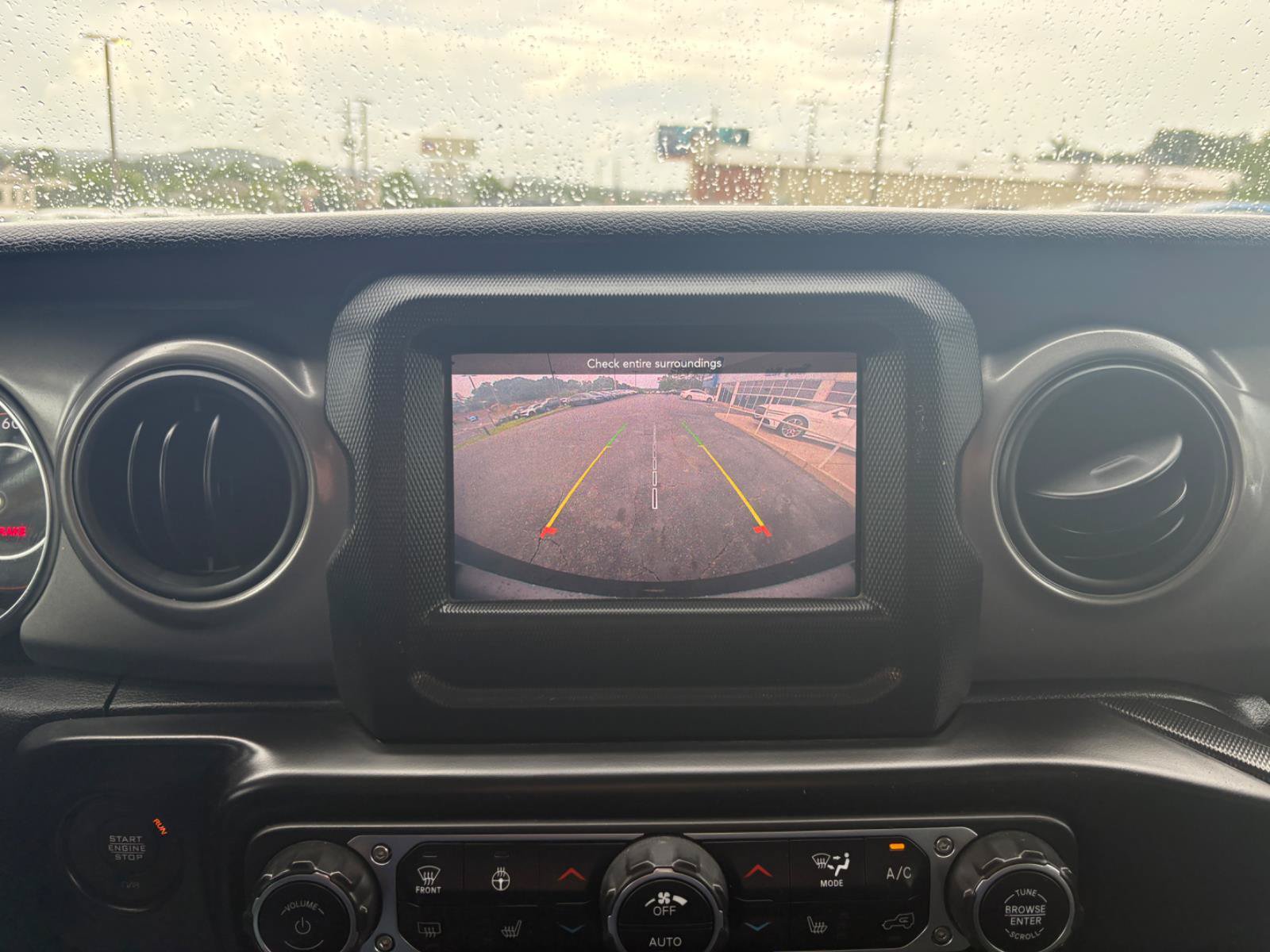 Used 2022 Jeep Wrangler Unlimited Sport AWD/4WD image 27