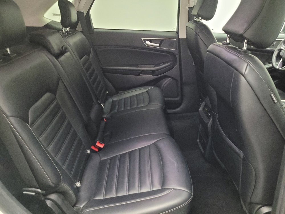 Used 2024 Ford Edge SEL image 19