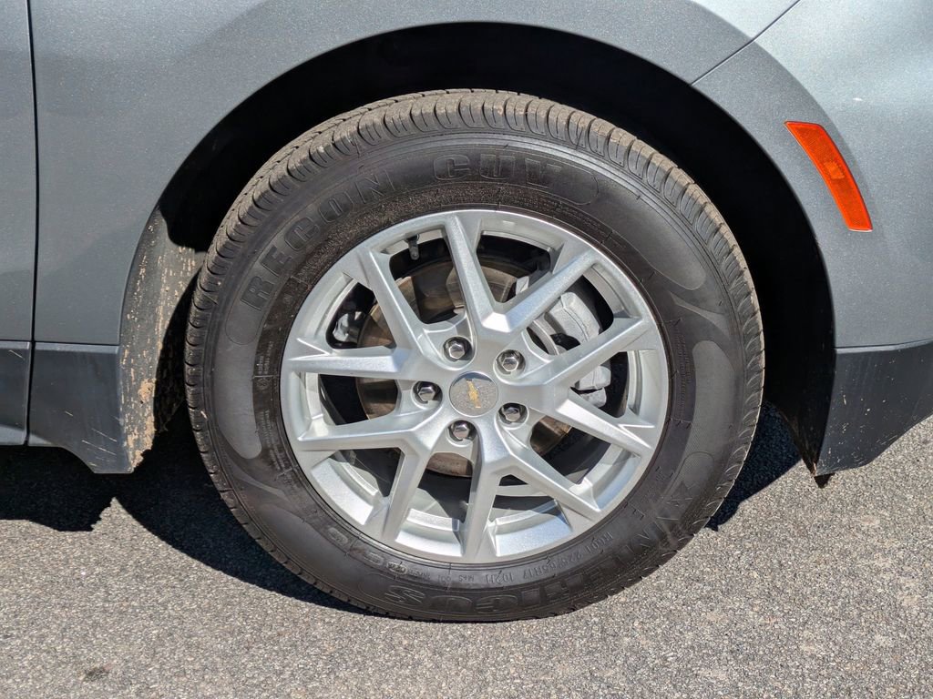 Used 2024 Chevrolet Equinox LT image 12