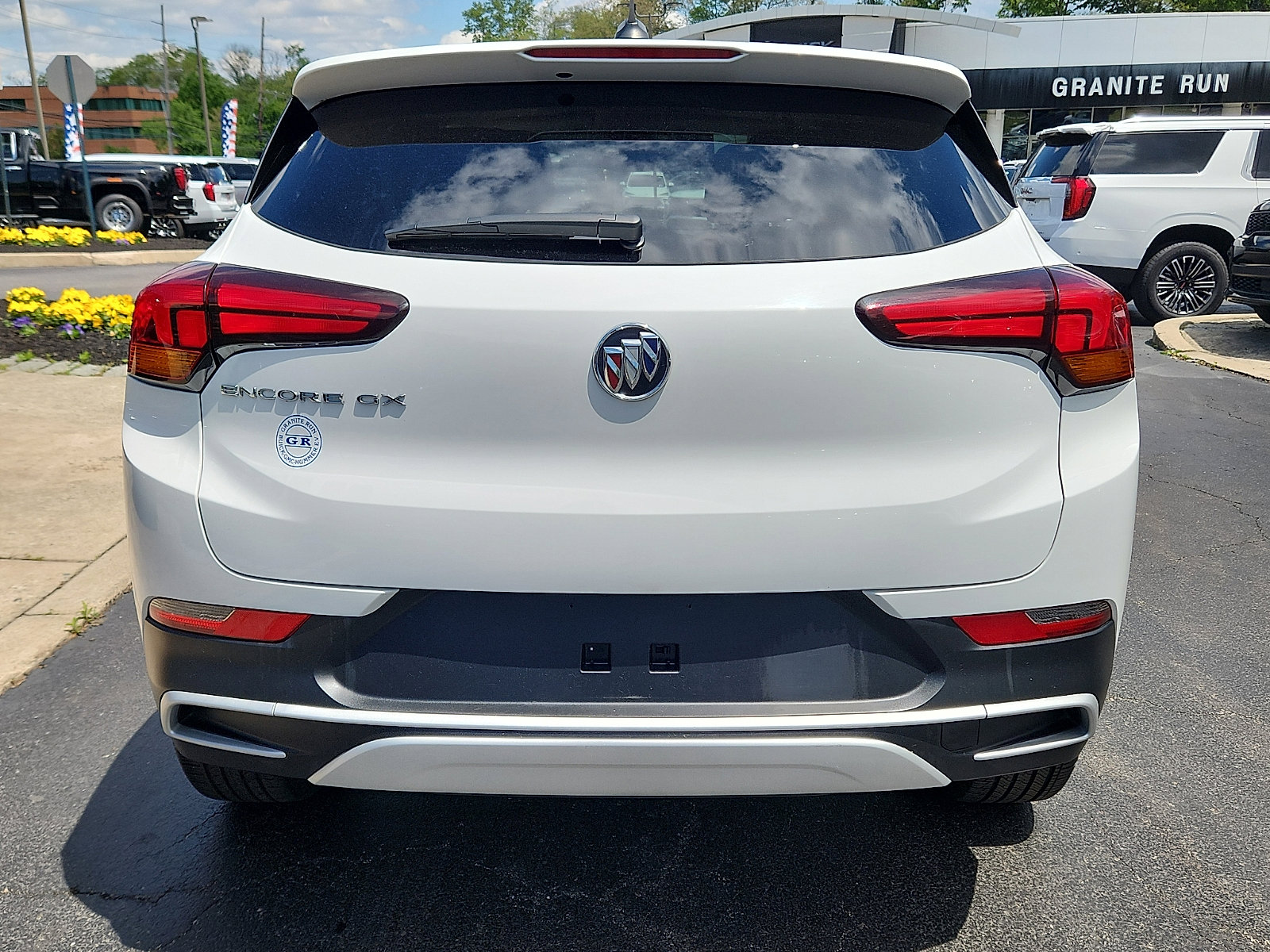 Used 2023 Buick Encore GX Preferred FWD image 5