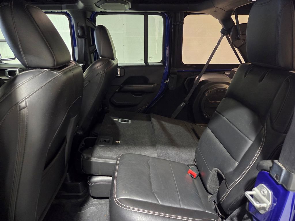 Used 2018 Jeep Wrangler Unlimited Sahara w/ Dual Top Group image 9