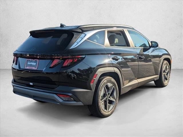 Certified 2025 Hyundai Tucson SEL FWD image 2
